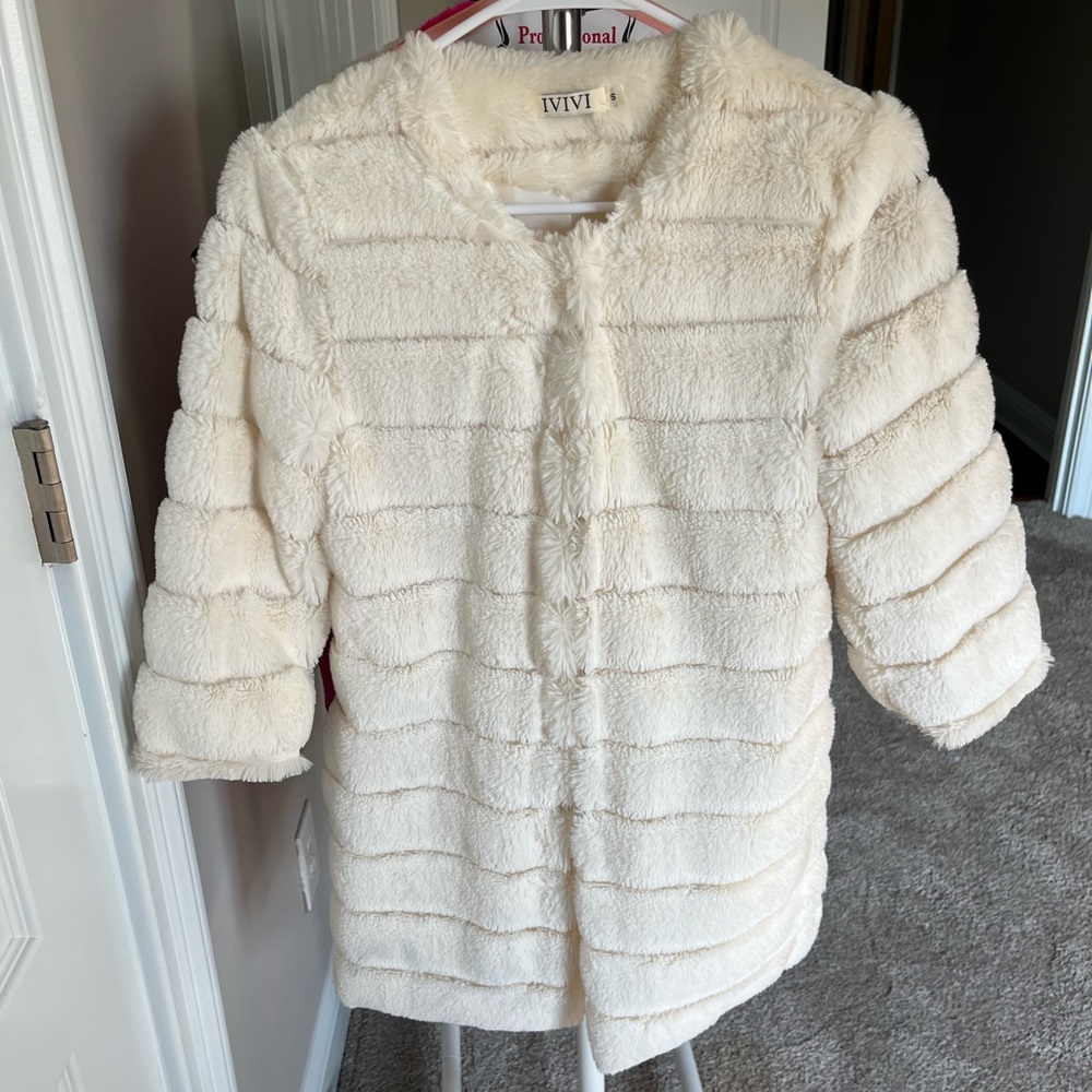 Creamy white faux fur jacket, 3/4 length, soft and plush by IVIVI